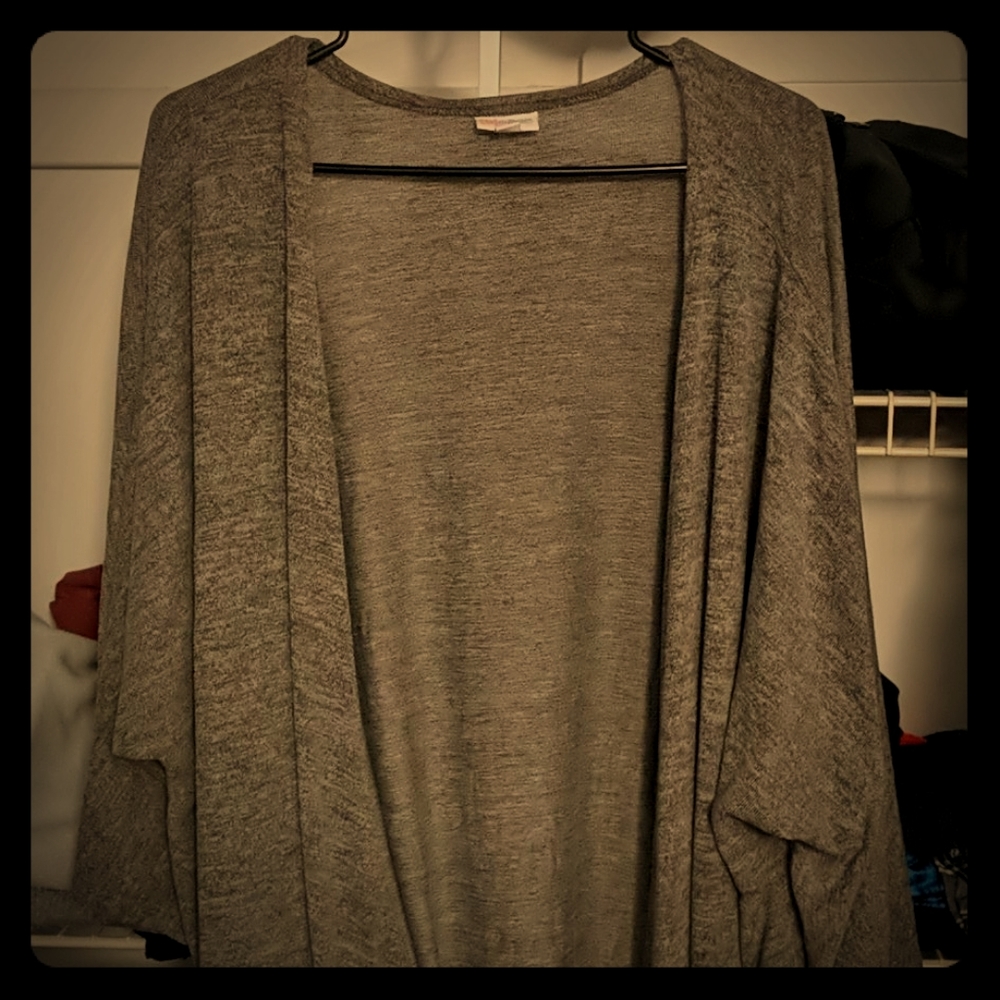 Lularoe sweater Lindsay